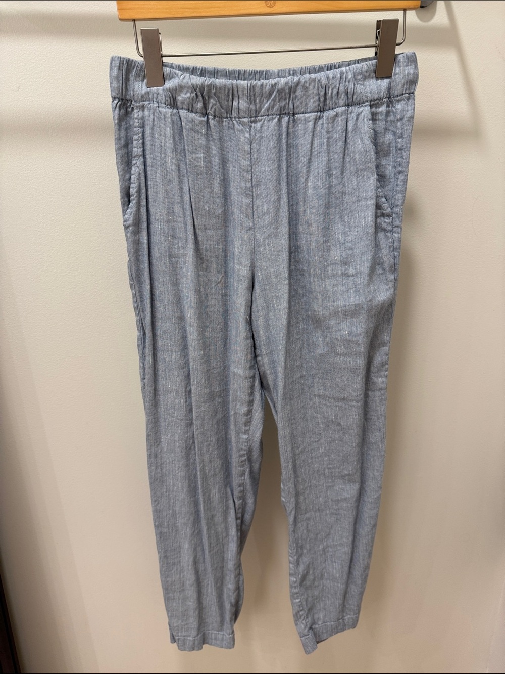 Lou & Grey Light Blue Elastic Waist Linen-Blend Pant